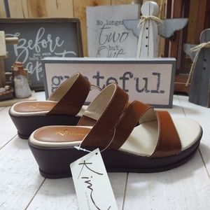 Kim Rogers ladies size 7 1/2 Frienda NWT slide on wedge sandal brand new